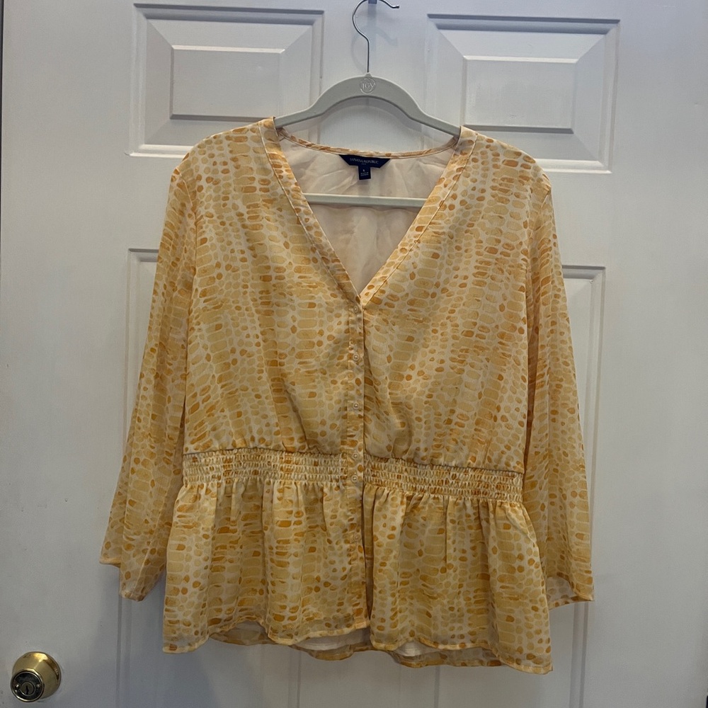 Banana Republic Yellow Patterned Button-Up Blouse, Size L